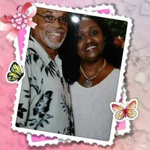 Meet your Posher, Maxine